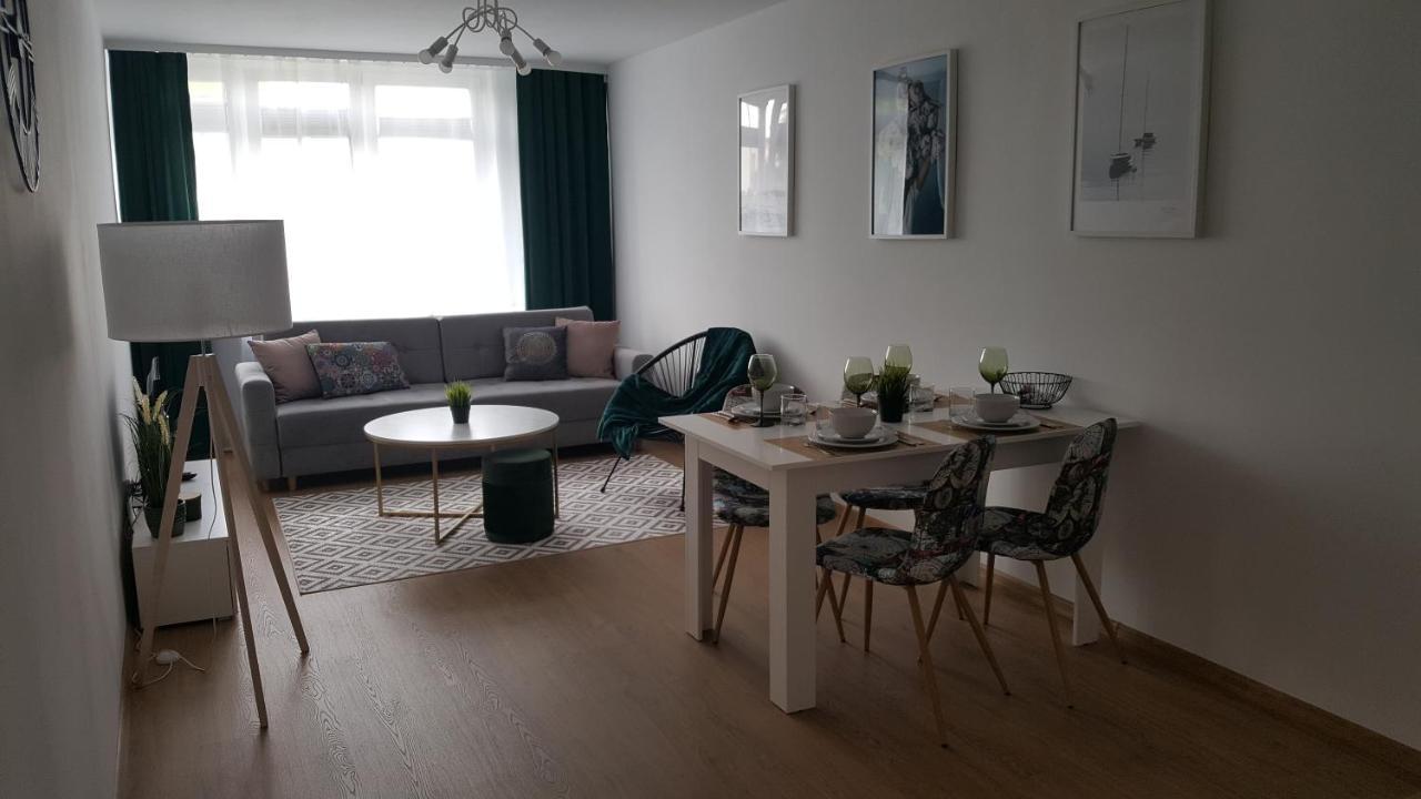Apartament Szmaragdowy Zakatek Колобжег Экстерьер фото